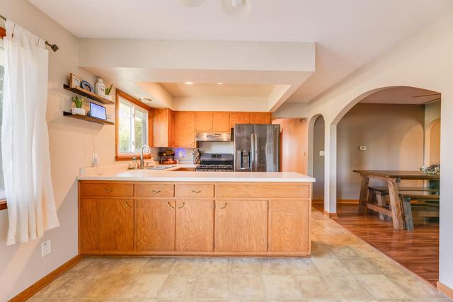 213 W State ROAD, North Prairie, WI 53153
