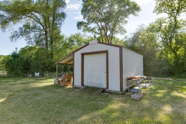 213 W State ROAD, North Prairie, WI 53153