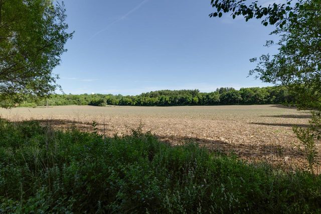 213 W State ROAD, North Prairie, WI 53153