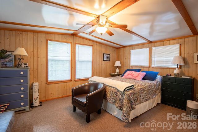 21 Bear Cub Drive, Spruce Pine, NC 28777