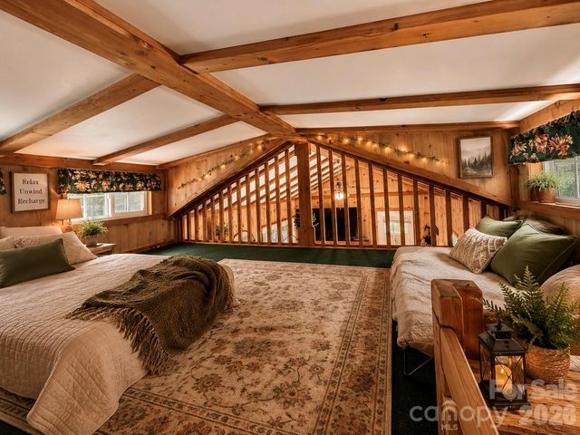 21 Bear Cub Drive, Spruce Pine, NC 28777