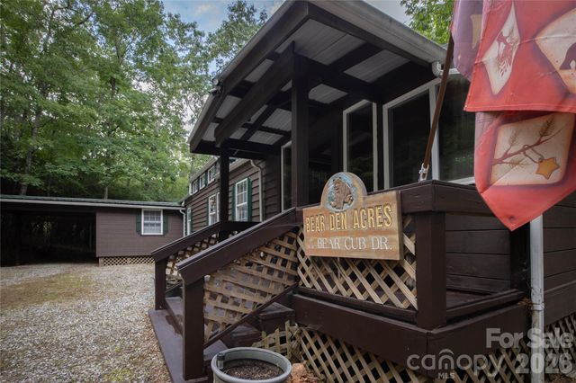 21 Bear Cub Drive, Spruce Pine, NC 28777