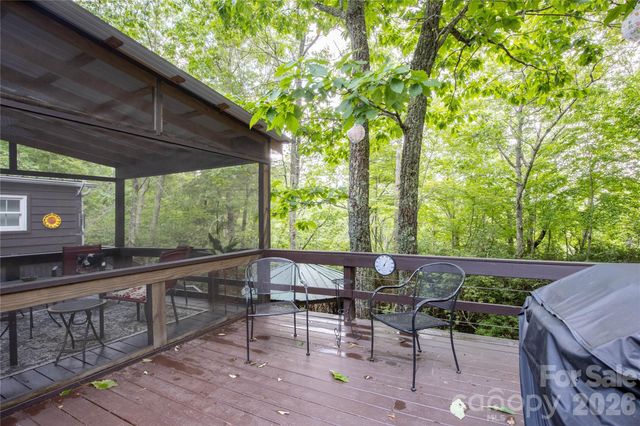 21 Bear Cub Drive, Spruce Pine, NC 28777