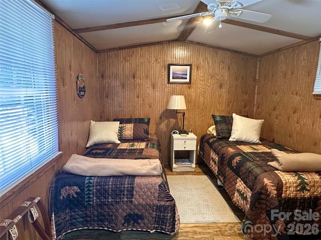 21 Bear Cub Drive, Spruce Pine, NC 28777
