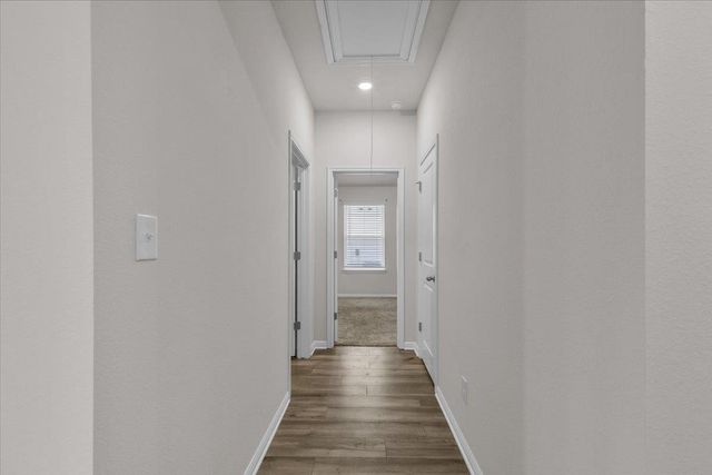 405 Grasslands TRL, Hutto, TX 78634