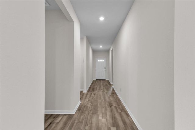 405 Grasslands TRL, Hutto, TX 78634