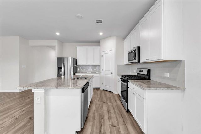 405 Grasslands TRL, Hutto, TX 78634