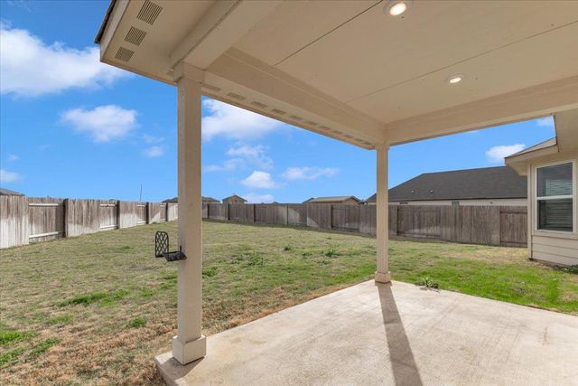 405 Grasslands TRL, Hutto, TX 78634