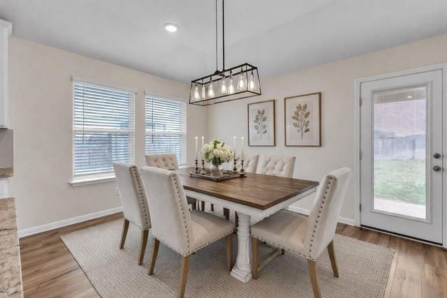 405 Grasslands TRL, Hutto, TX 78634