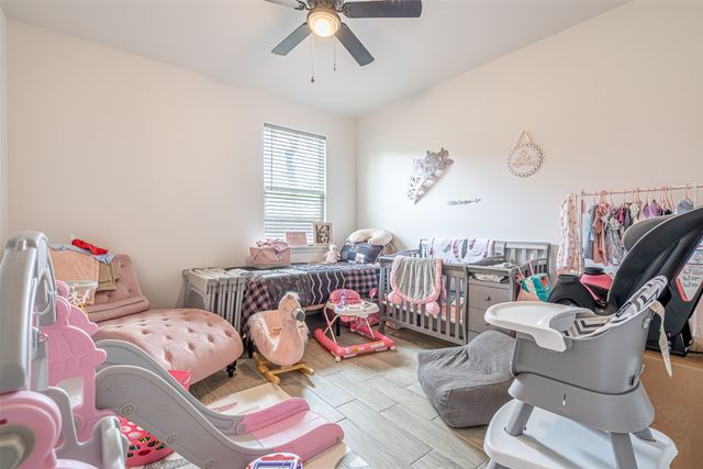 5900 S Lakeside Hills Court, Granbury, TX 76048