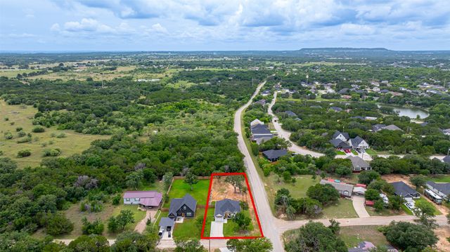 5900 S Lakeside Hills Court, Granbury, TX 76048