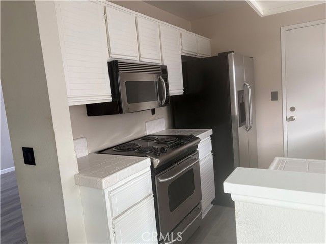 16 Amberleaf, Irvine, CA 92614