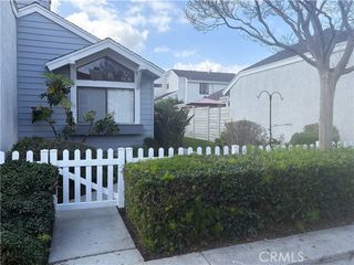 16 Amberleaf, Irvine, CA 92614