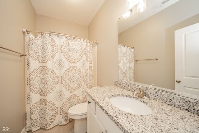 2105 Granville Drive, Westfield, IN 46074