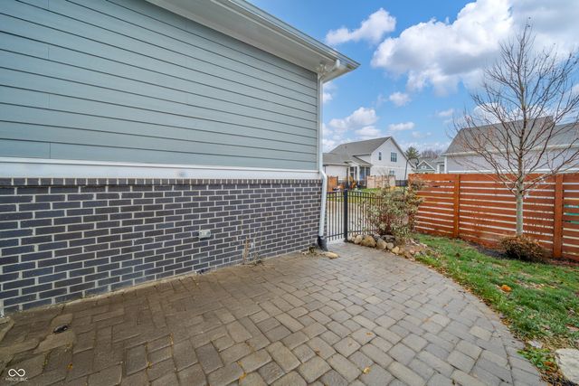 2105 Granville Drive, Westfield, IN 46074