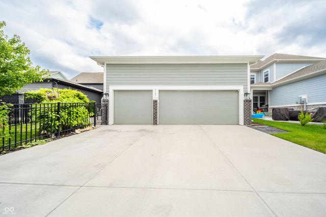 2105 Granville Drive, Westfield, IN 46074