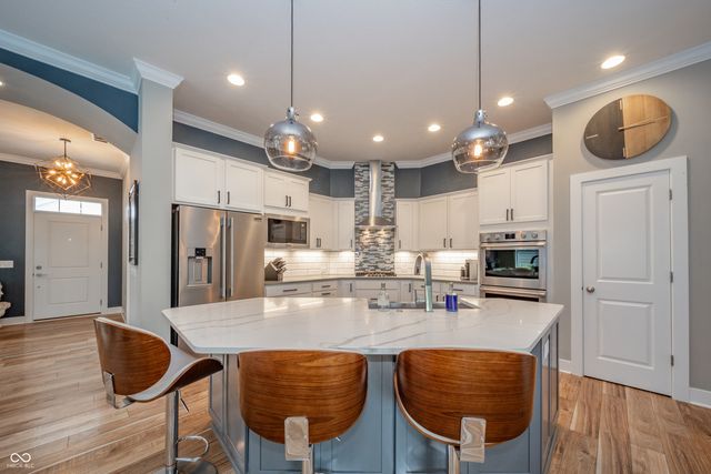 2105 Granville Drive, Westfield, IN 46074