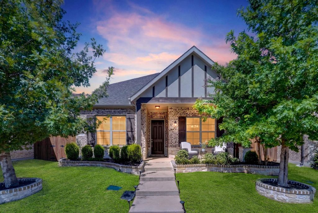 12766 Mercer Parkway, Farmers Branch, TX 75234