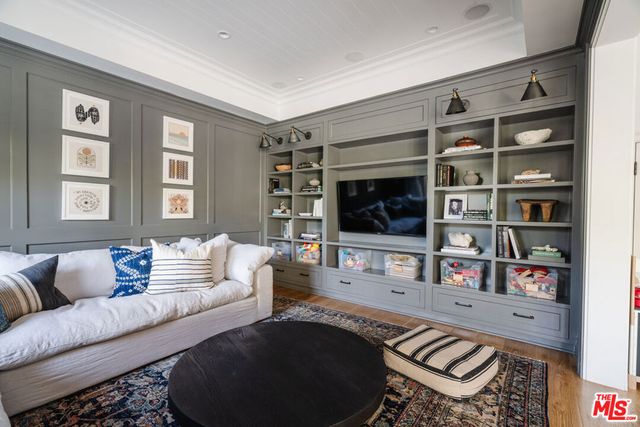 1226 Monument Street, Los Angeles, CA 90272