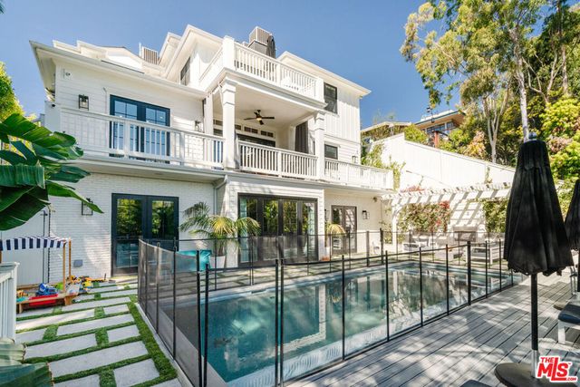 1226 Monument Street, Los Angeles, CA 90272