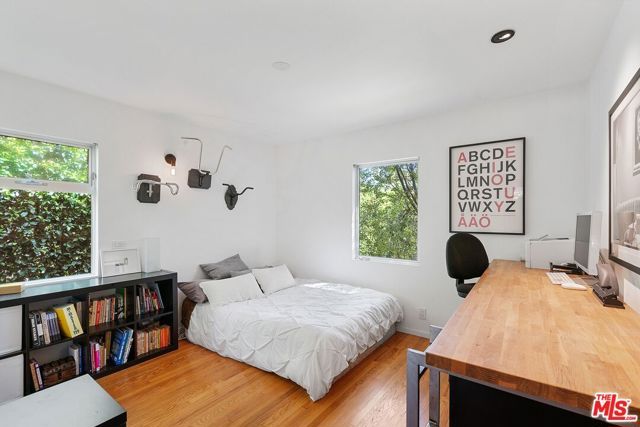 1666 S Curson Avenue, Los Angeles, CA 90019