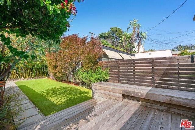 1666 S Curson Avenue, Los Angeles, CA 90019