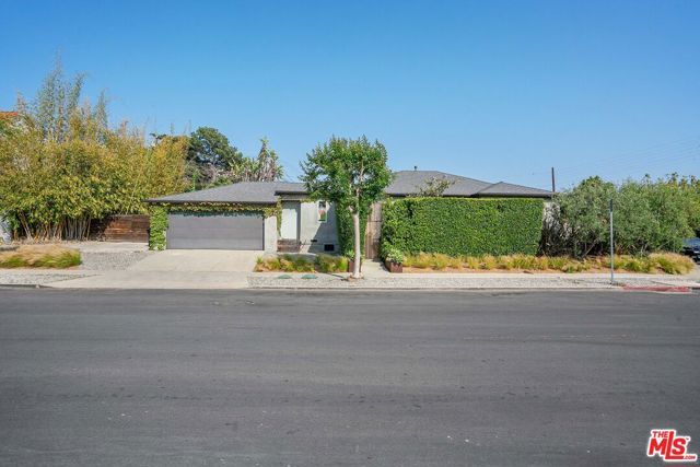 1666 S Curson Avenue, Los Angeles, CA 90019