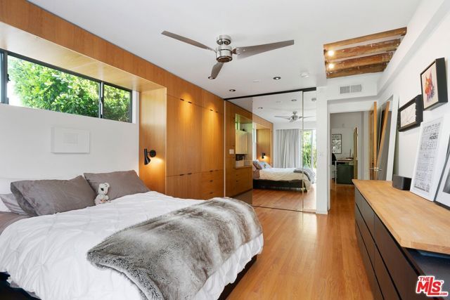 1666 S Curson Avenue, Los Angeles, CA 90019