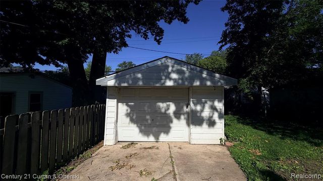 3404 Edgewood Street, Dearborn, MI 48124