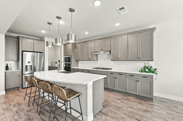 12525 Copper Ore Way, Denton, TX 76207