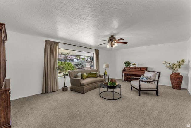 220 S VALLEY VIEW DR, St. George, UT 84770