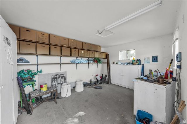 220 S VALLEY VIEW DR, St. George, UT 84770