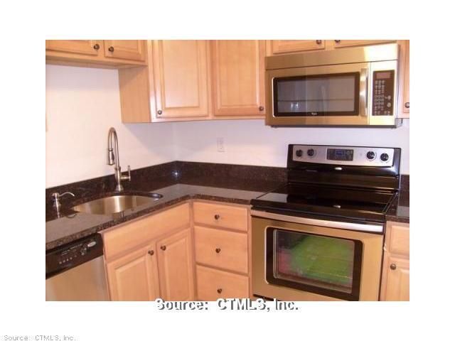 2324 Cromwell Hills Drive 2324, Cromwell, CT 06416