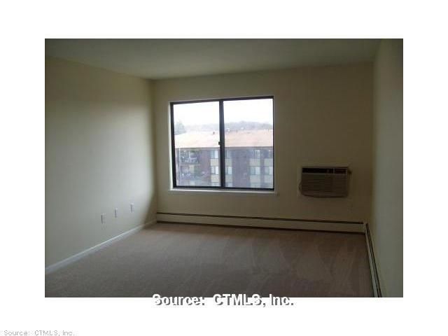 2324 Cromwell Hills Drive 2324, Cromwell, CT 06416