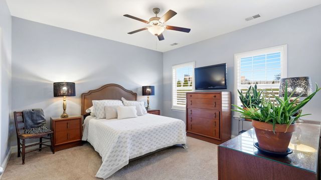 330 Madeira Pl, Gallatin, TN 37066