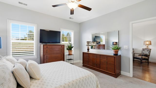 330 Madeira Pl, Gallatin, TN 37066