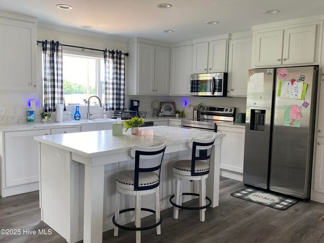 1704 Harrelsonville Road, Whiteville, NC 28472