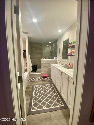 1704 Harrelsonville Road, Whiteville, NC 28472