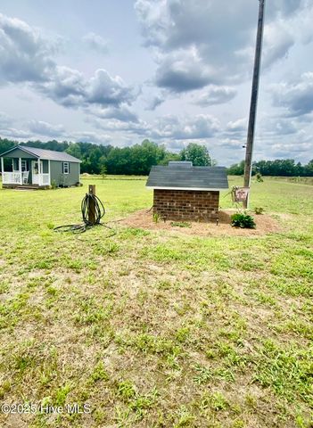 1704 Harrelsonville Road, Whiteville, NC 28472