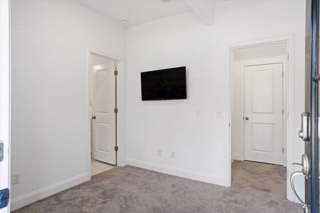 1256 Allusion Lane Unit 106, Mount Pleasant, SC 29466