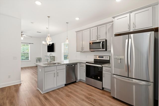 1256 Allusion Lane Unit 106, Mount Pleasant, SC 29466