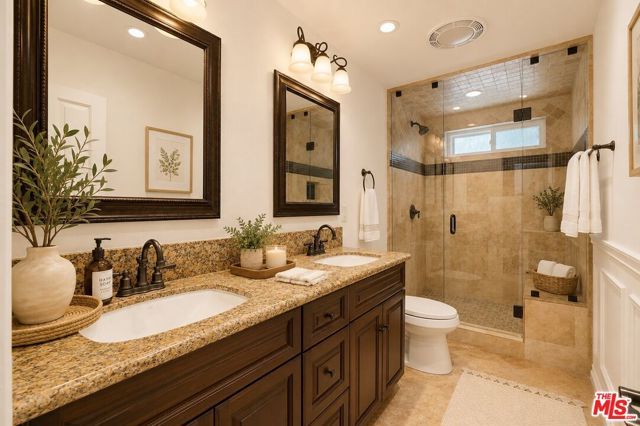 3160 Sepulveda Boulevard, Sherman Oaks, CA 91403