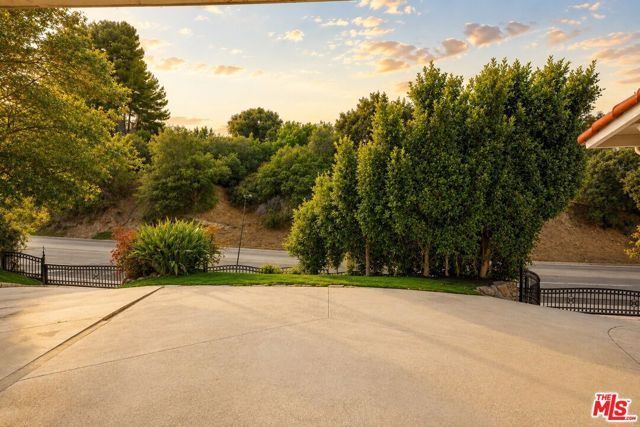 3160 Sepulveda Boulevard, Sherman Oaks, CA 91403