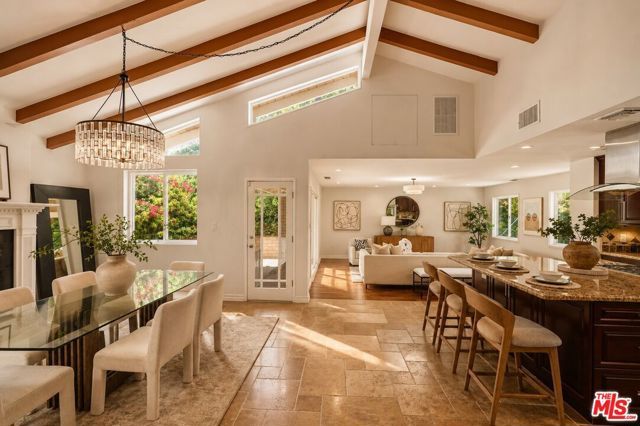3160 Sepulveda Boulevard, Sherman Oaks, CA 91403
