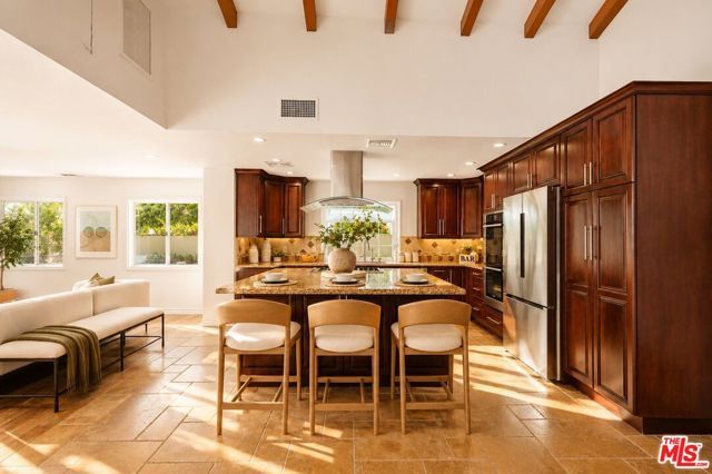 3160 Sepulveda Boulevard, Sherman Oaks, CA 91403