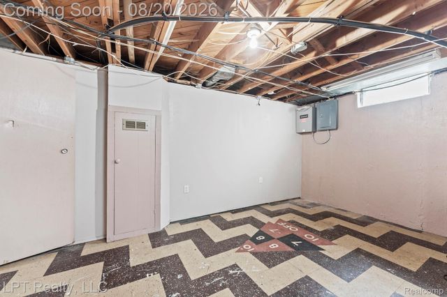 14124 Pearl Street, Southgate, MI 48195