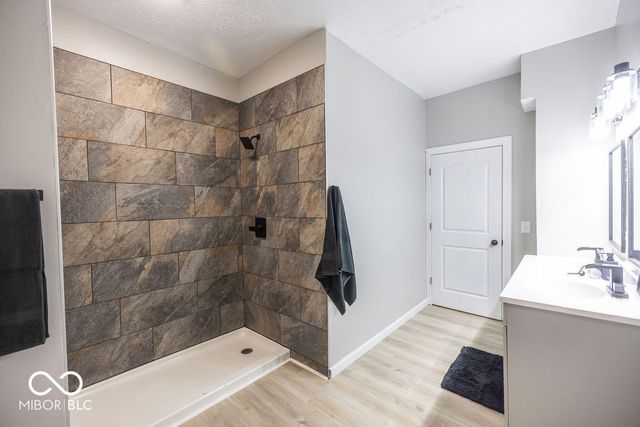 708 S Anderson Street, Elwood, IN 46036