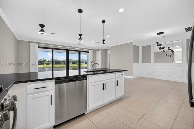 12551 SW Blue Mangrove Pkwy, Port St. Lucie, FL 34987