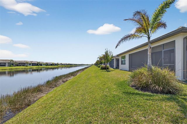 12551 SW Blue Mangrove Pkwy, Port St. Lucie, FL 34987