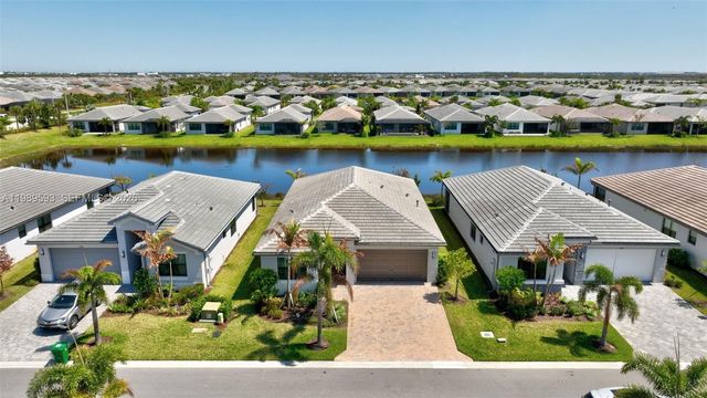 12551 SW Blue Mangrove Pkwy, Port St. Lucie, FL 34987